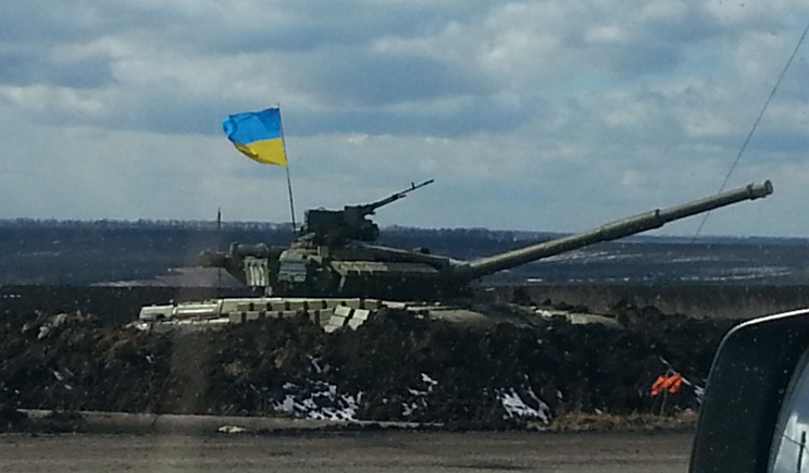 Россия готовит перебросить танки с украинскими распознавательными знаками