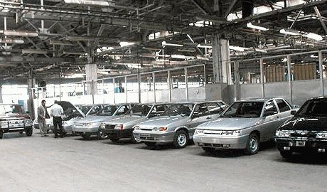 Автопарк на полмиллиарда: СМИ показали новые элитные авто украинских чиновников