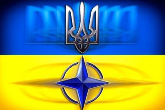 Порошенко объявил о входе Украины в НАТО