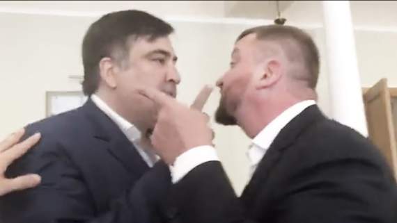 “Пошел вон отсюда!” Саакашвілі влаштував скандал у кабінеті “міністра-рейдера” (ВІДЕО)