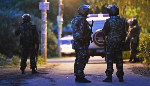 Стрельба под Москвой: неизвестный часами бросал гранаты в полицаев, ликвидировав 4 россиян
