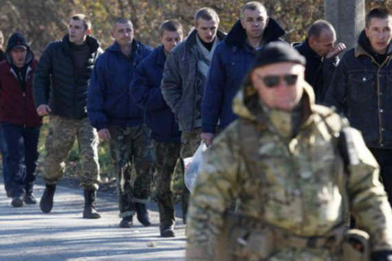 Звільнені 27 грудня українські заручники (список)