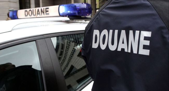 Во Франции задержали грузовик украинской регистрации с 650 кг кокаина