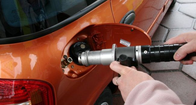 Эксперты рассказали о росте цен на автогаз в апреле