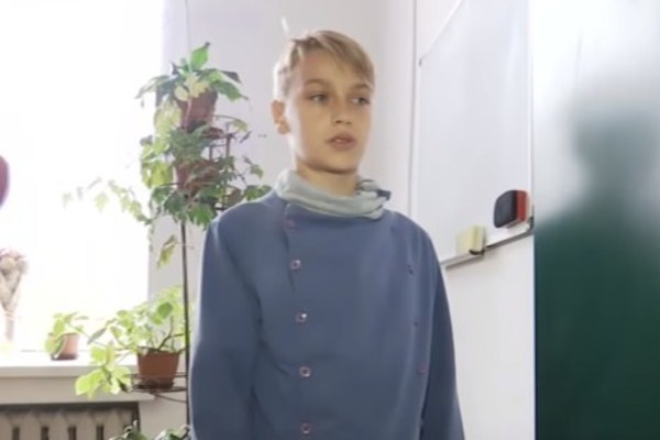 «За такое вывезли в…»: школьник жестоко поплатился за «Слава Украине»