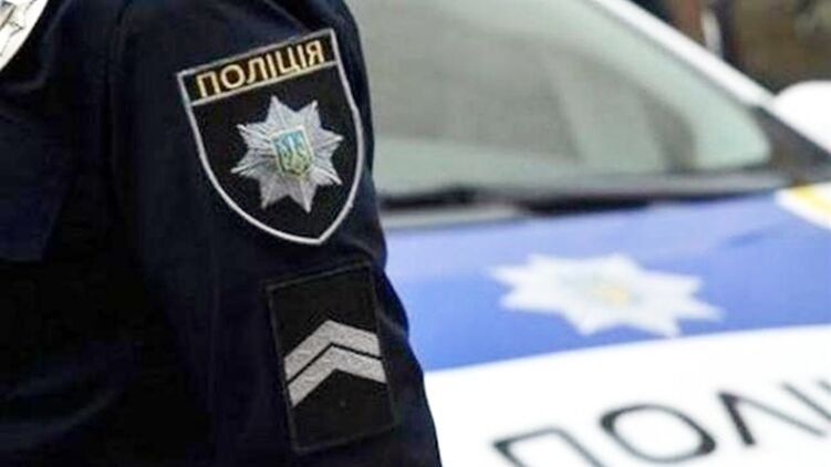 В Киеве мужчина выбросил своего друга из окна